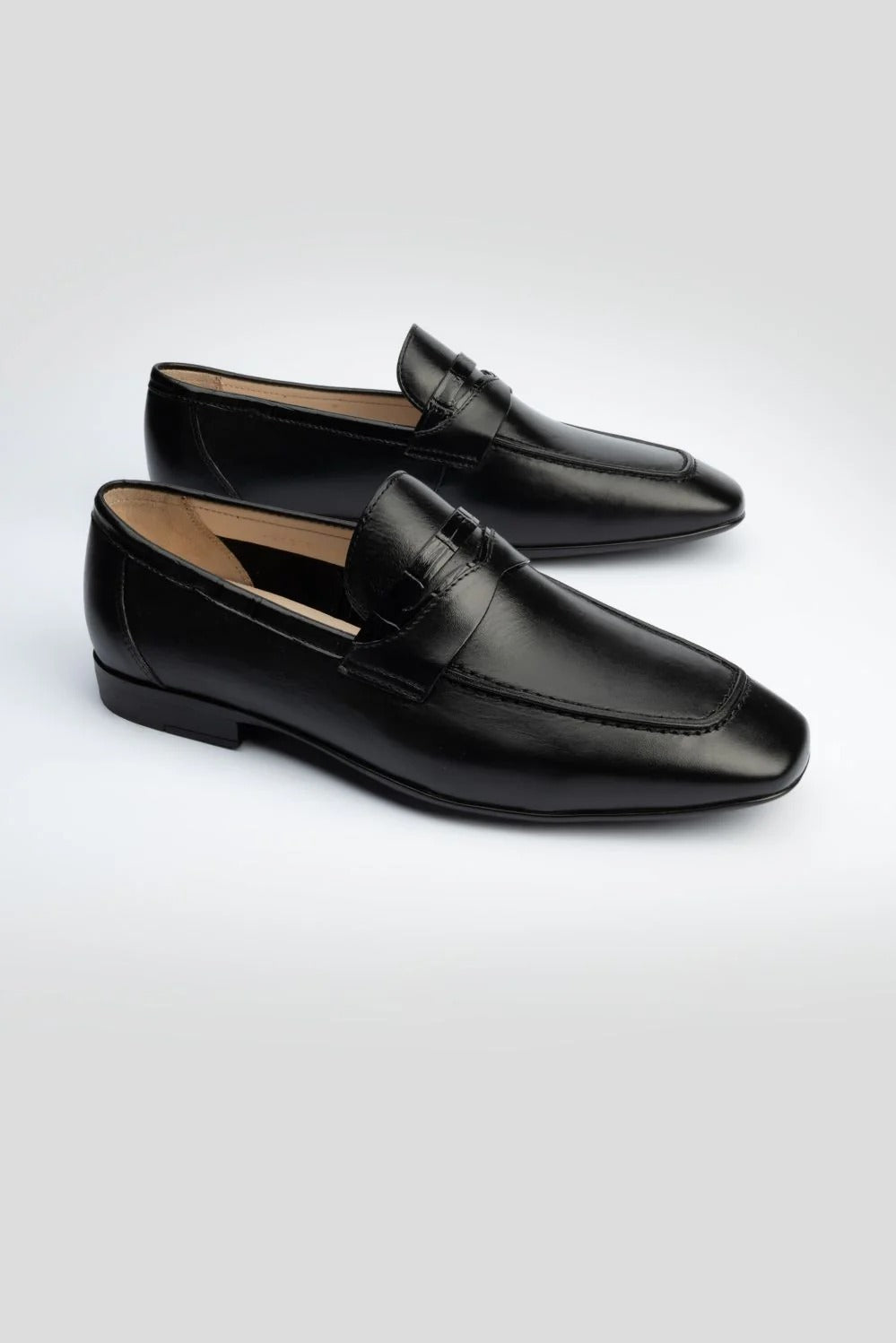 SAVELLANER LOAFER