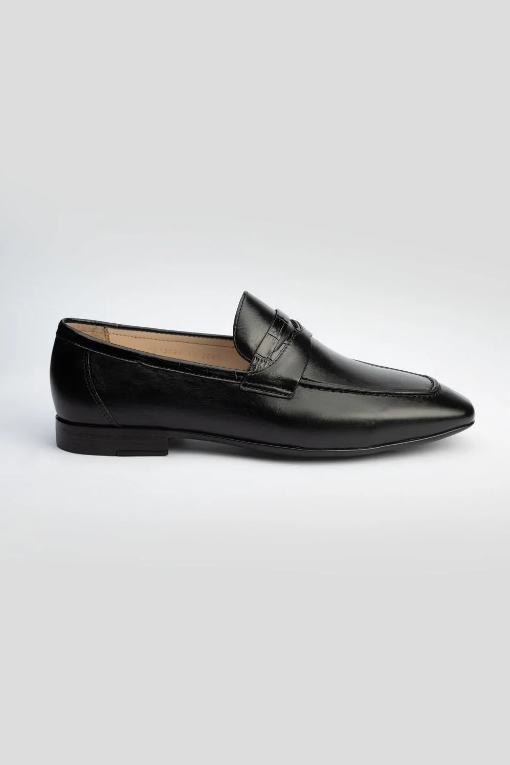 SAVELLANER LOAFER