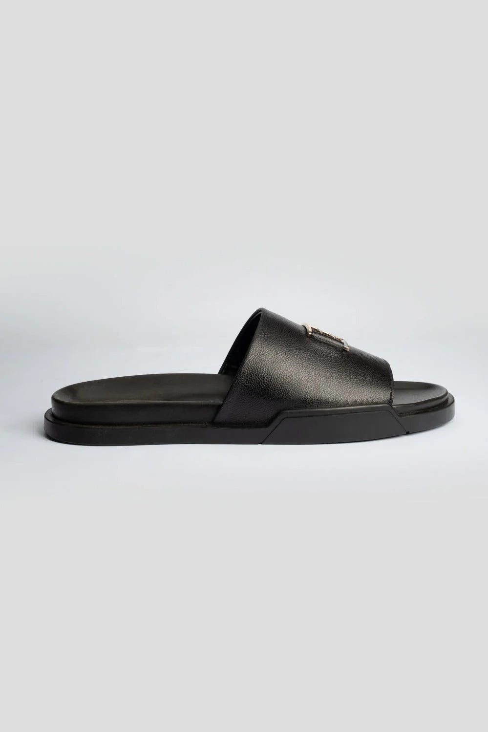 DRAVEN SLIPPER