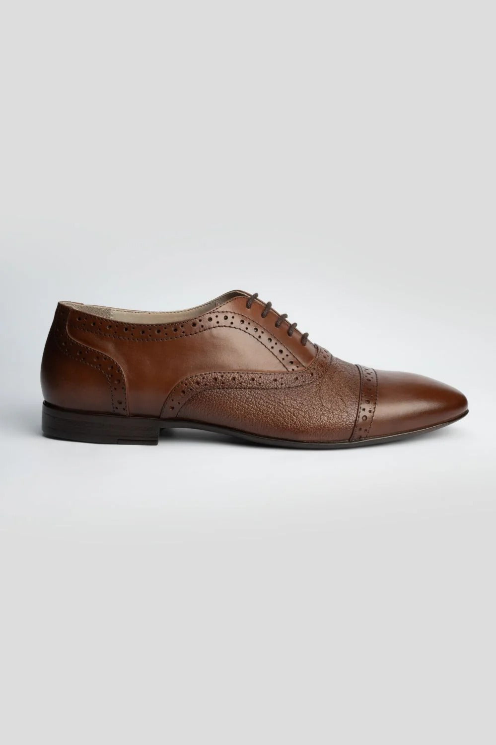 LUCENTIOR LACE UPS