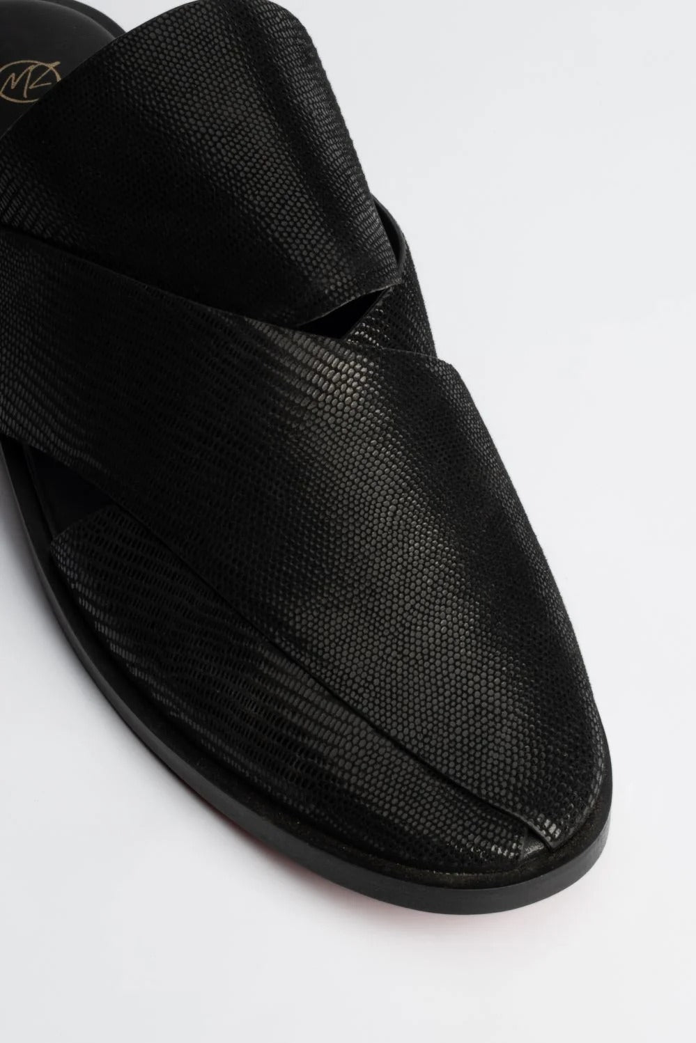 CRESTMONT SLIPPER