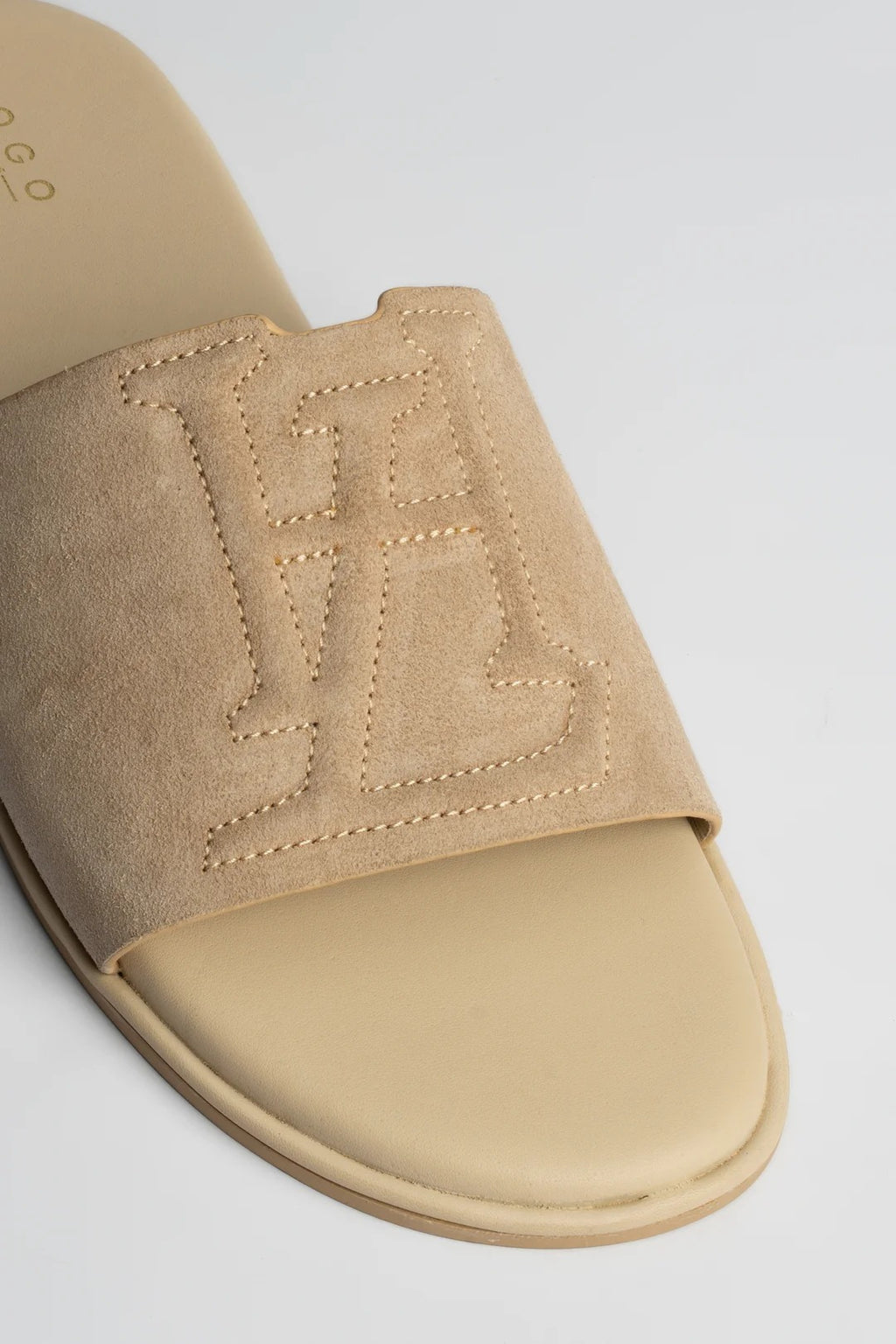 BELLVERONE SLIPPER